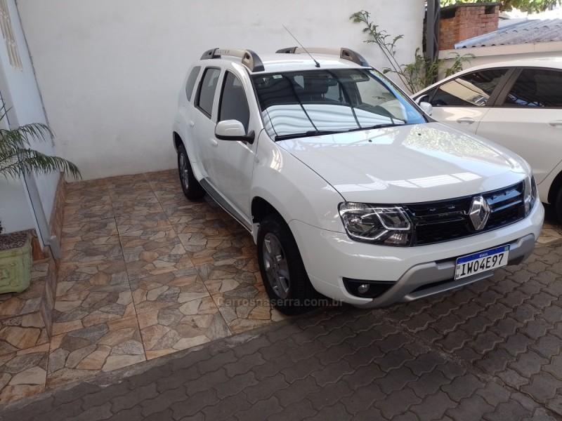 DUSTER 1.6 DYNAMIQUE 4X2 16V FLEX 4P MANUAL - 2016 - CAXIAS DO SUL