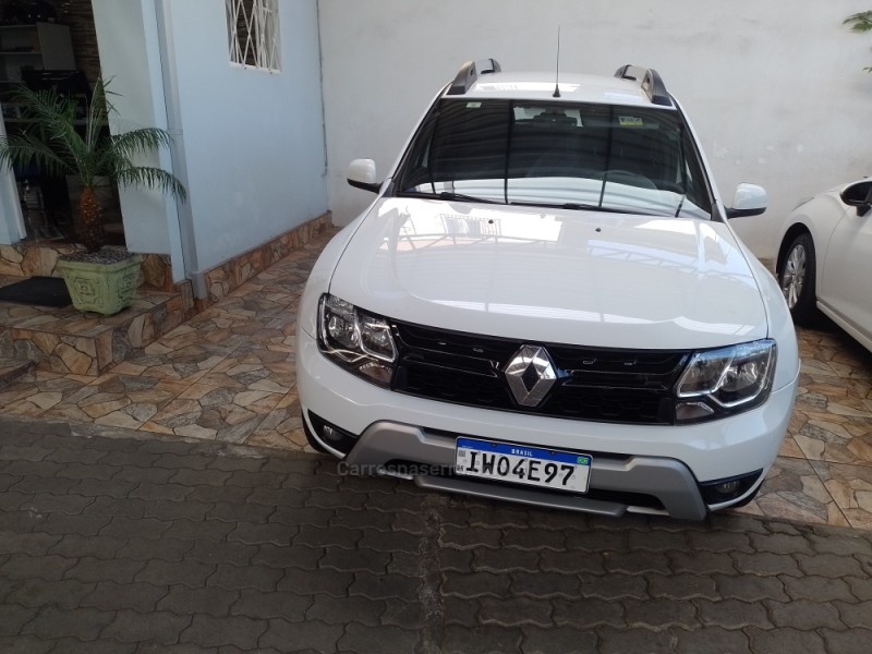 DUSTER 1.6 DYNAMIQUE 4X2 16V FLEX 4P MANUAL - 2016 - CAXIAS DO SUL