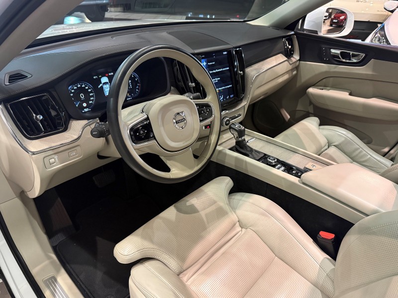 XC60 2.0 T5 INSCRIPTION GASOLINA 4P AUTOMÁTICO - 2019 - FARROUPILHA