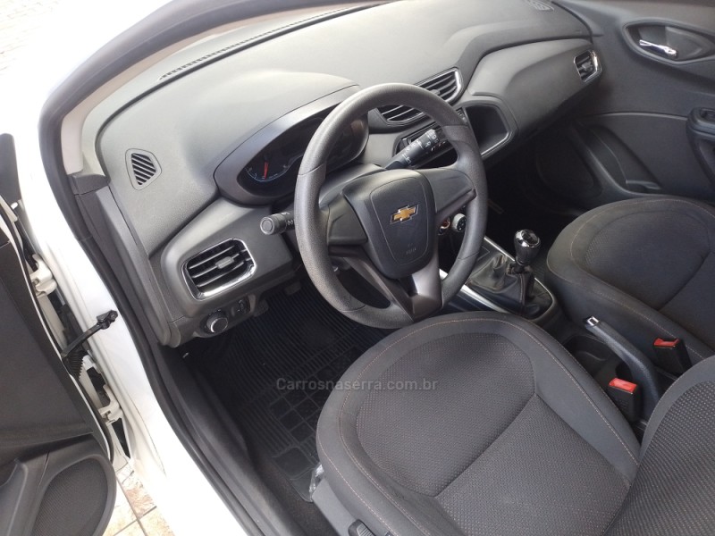 ONIX 1.4 MPFI LT 8V FLEX 4P MANUAL - 2013 - CAXIAS DO SUL