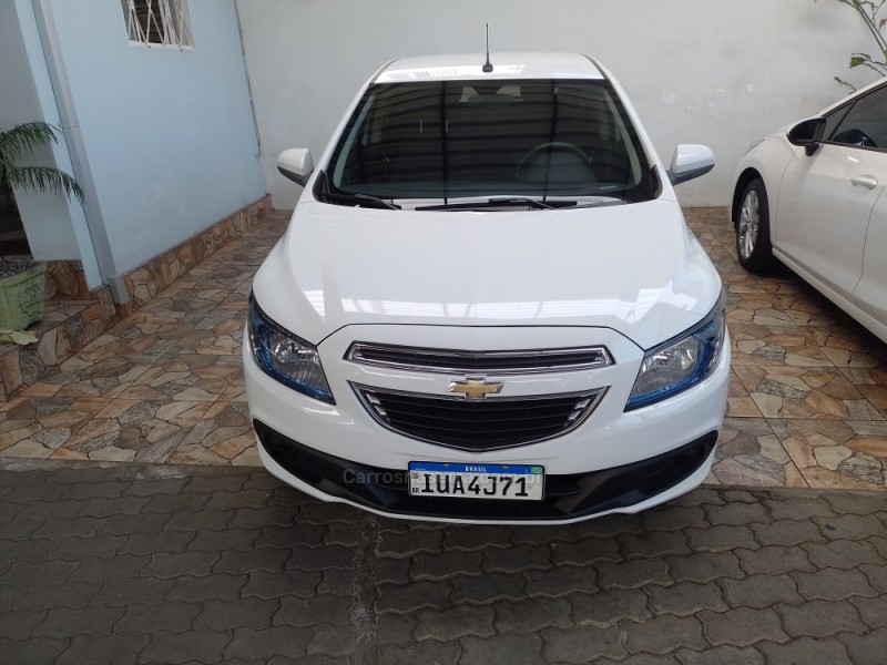 ONIX 1.4 MPFI LT 8V FLEX 4P MANUAL - 2013 - CAXIAS DO SUL