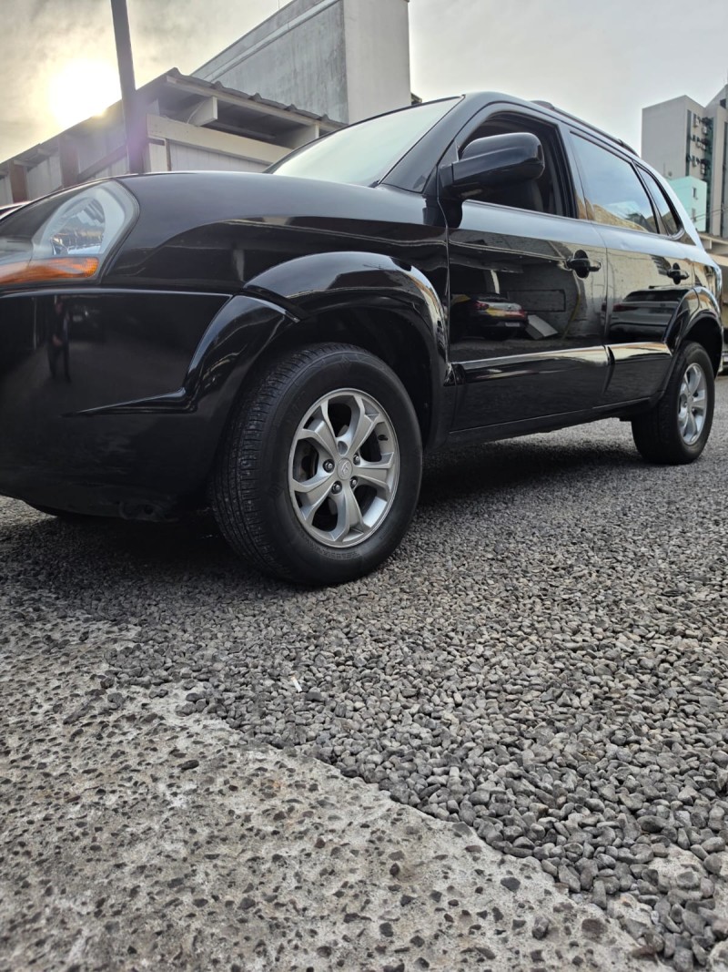 TUCSON 2.0 MPFI GL 16V 142CV 2WD GASOLINA 4P AUTOMÁTICO - 2010 - CAXIAS DO SUL