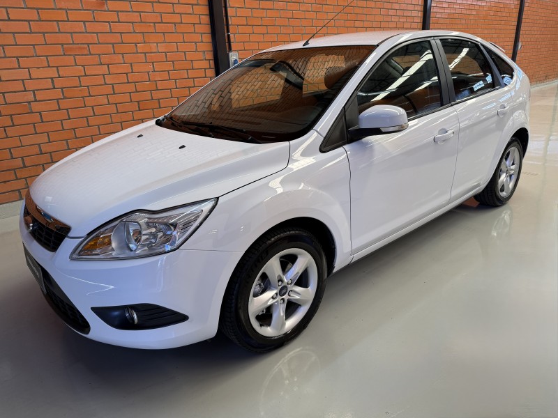 FOCUS 2.0 GLX 16V FLEX 4P MANUAL