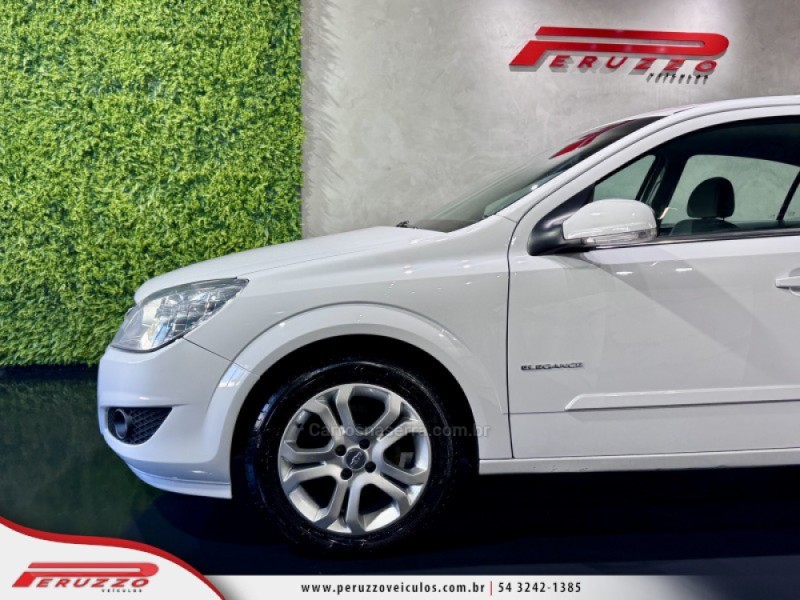 VECTRA 2.0 MPFI ELEGANCE 8V FLEX 4P MANUAL - 2011 - NOVA PRATA