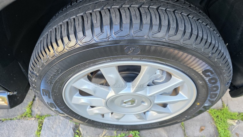 SANDERO 1.6 PRIVILÉGE 8V FLEX 4P MANUAL - 2014 - SãO MARCOS