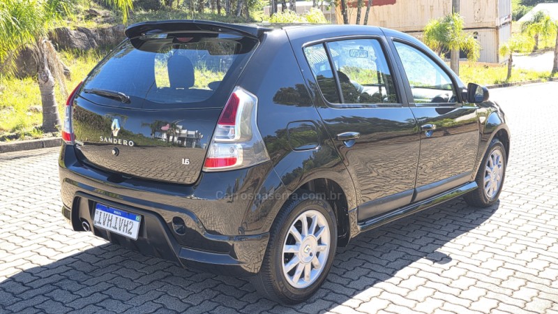 SANDERO 1.6 PRIVILÉGE 8V FLEX 4P MANUAL - 2014 - SãO MARCOS