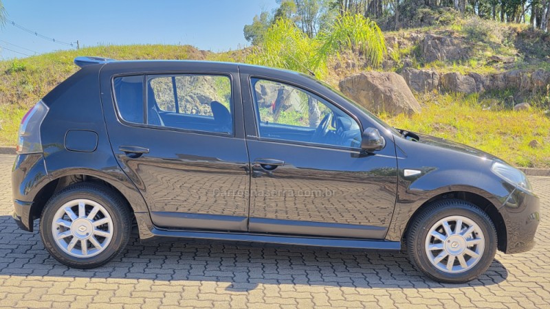 SANDERO 1.6 PRIVILÉGE 8V FLEX 4P MANUAL - 2014 - SãO MARCOS