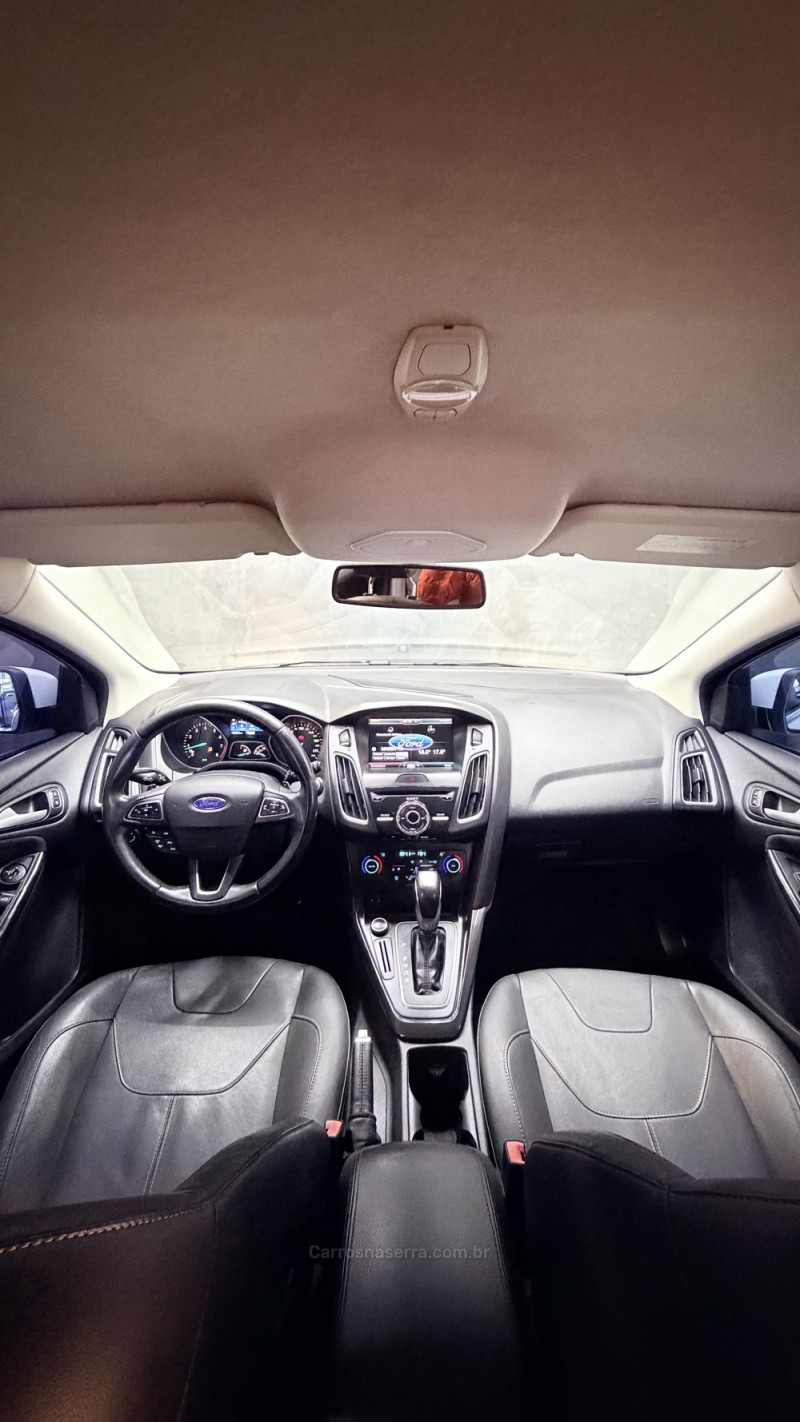 FOCUS 2.0 TITANIUM HATCH 16V FLEX 4P AUTOMÁTICO - 2016 - CAXIAS DO SUL
