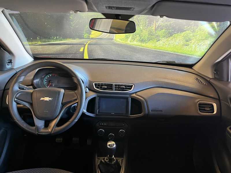 ONIX 1.0 MPFI LT 8V FLEX 4P MANUAL - 2017 - CAXIAS DO SUL