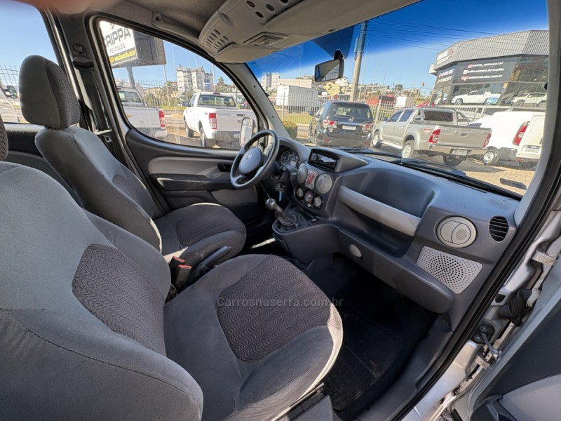 DOBLÓ 1.8 MPI ESSENCE 16V FLEX 4P MANUAL - 2012 - FARROUPILHA