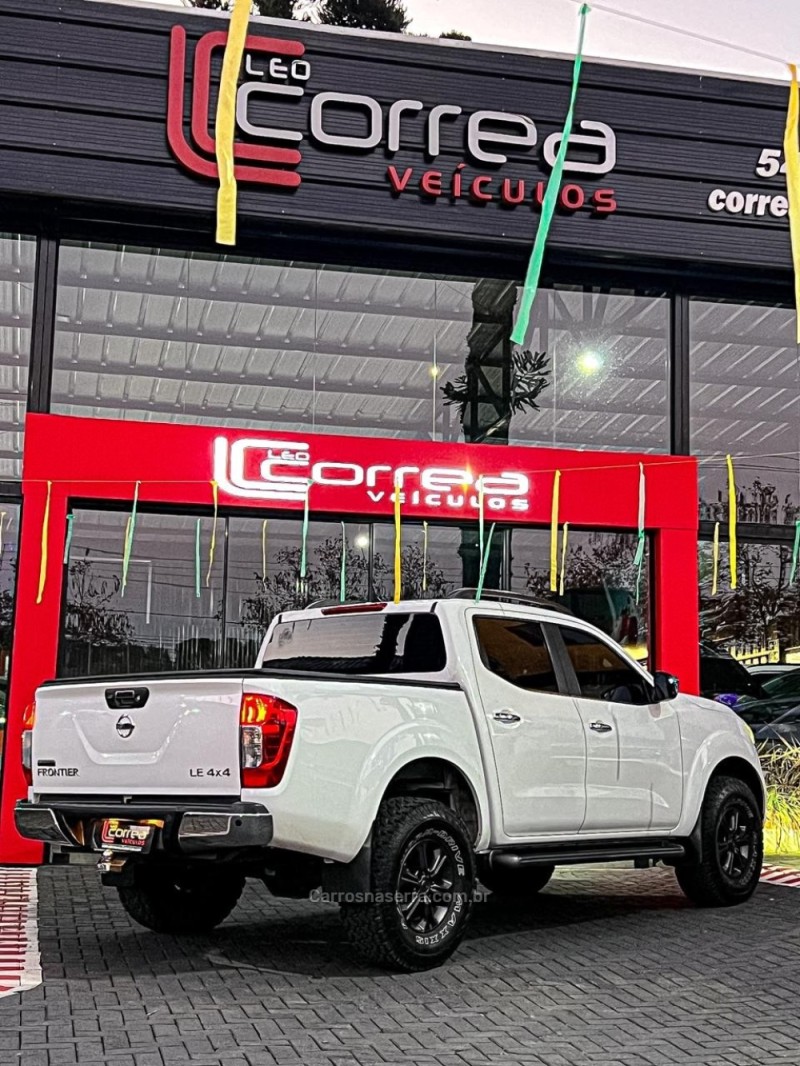 FRONTIER 2.3 LE 4X4 CD BI TURBO DIESEL 4P AUTOMÁTICO - 2017 - CANELA