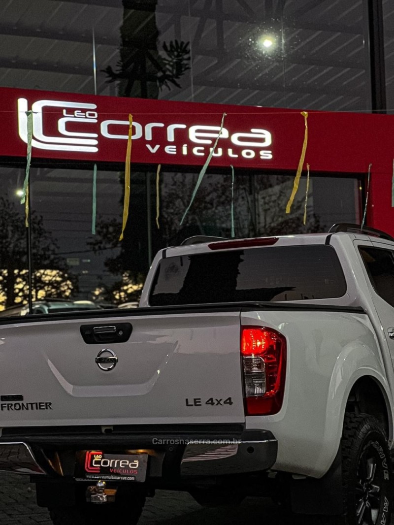 FRONTIER 2.3 LE 4X4 CD BI TURBO DIESEL 4P AUTOMÁTICO - 2017 - CANELA