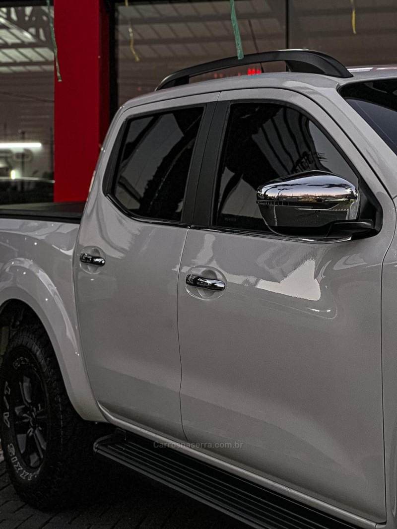FRONTIER 2.3 LE 4X4 CD BI TURBO DIESEL 4P AUTOMÁTICO - 2017 - CANELA
