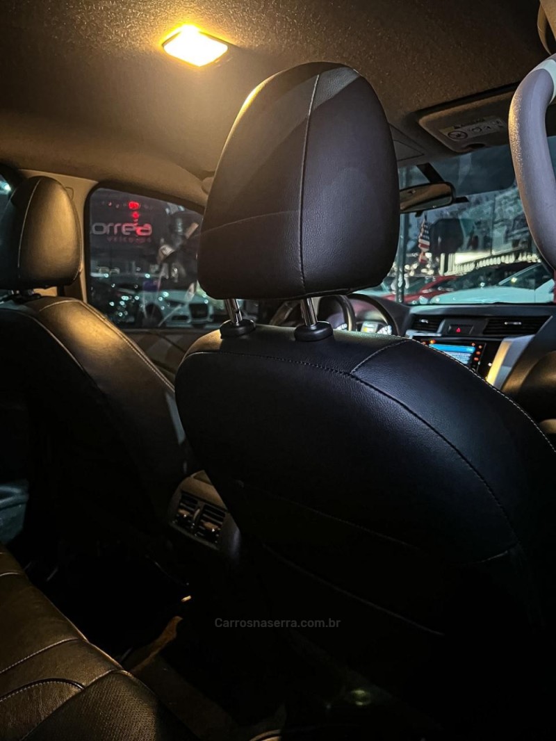 FRONTIER 2.3 LE 4X4 CD BI TURBO DIESEL 4P AUTOMÁTICO - 2017 - CANELA