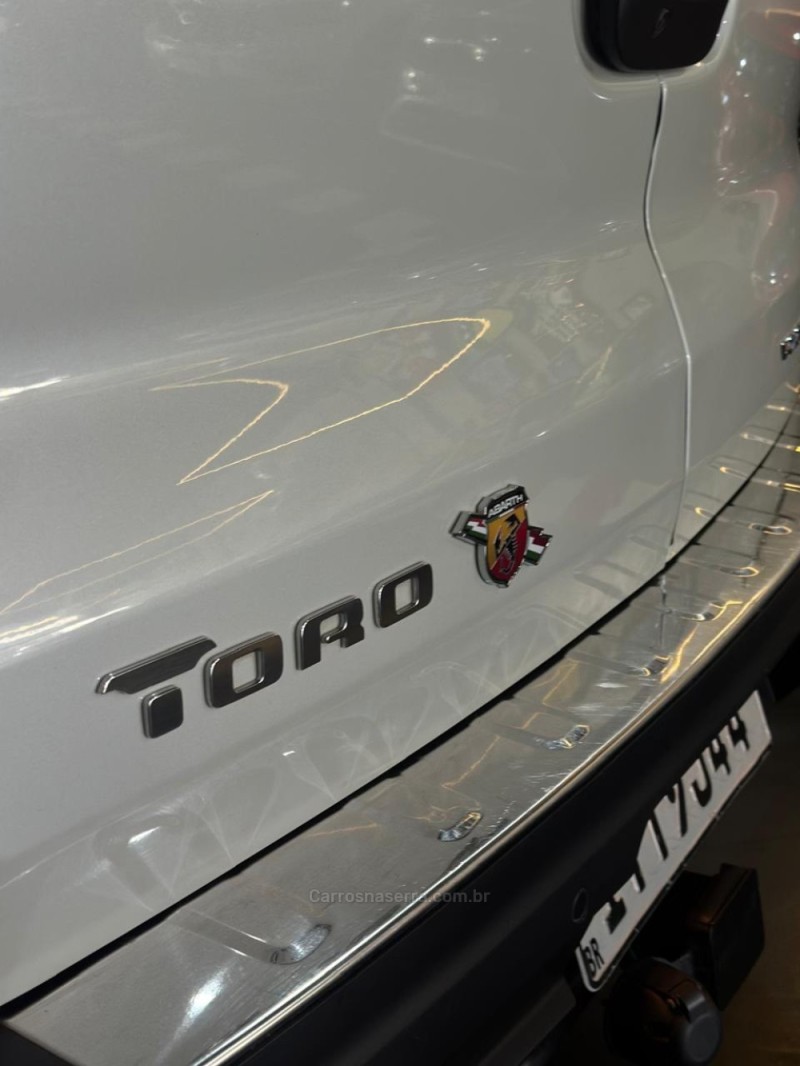TORO 2.0 16V TURBO DIESEL VOLCANO 4WD AUTOMÁTICO - 2019 - LAJEADO