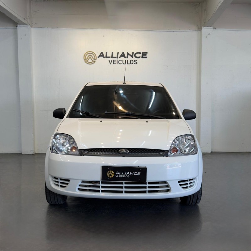 FIESTA 1.0 MPI PERSONNALITÉ 8V FLEX 4P MANUAL - 2004 - CAXIAS DO SUL