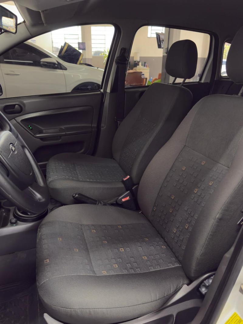 FIESTA 1.0 MPI PERSONNALITÉ 8V FLEX 4P MANUAL - 2004 - CAXIAS DO SUL