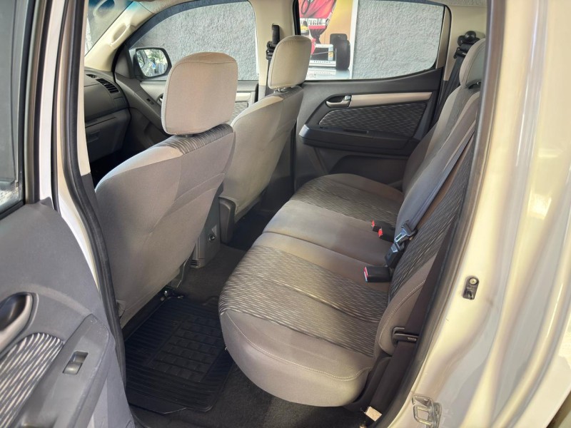 S10 2.8 LT 4X4 CD 16V TURBO DIESEL 4P AUTOMÁTICO - 2015 - FARROUPILHA