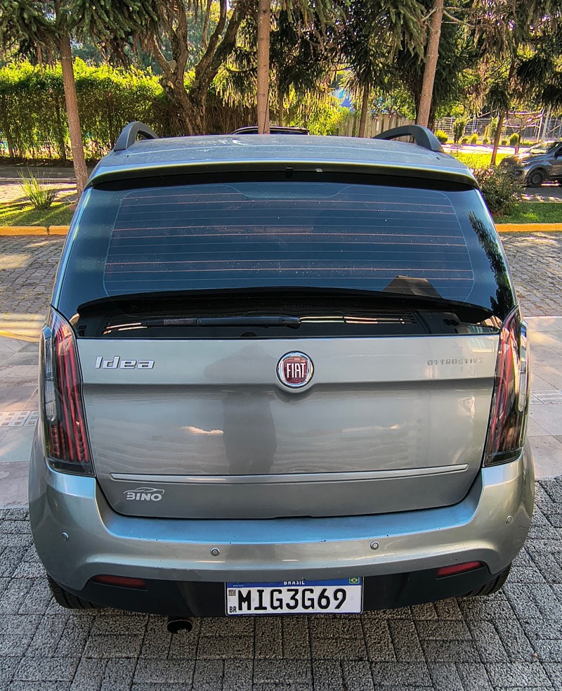 IDEA 1.4 MPI ATTRACTIVE 8V FLEX 4P MANUAL - 2011 - FARROUPILHA