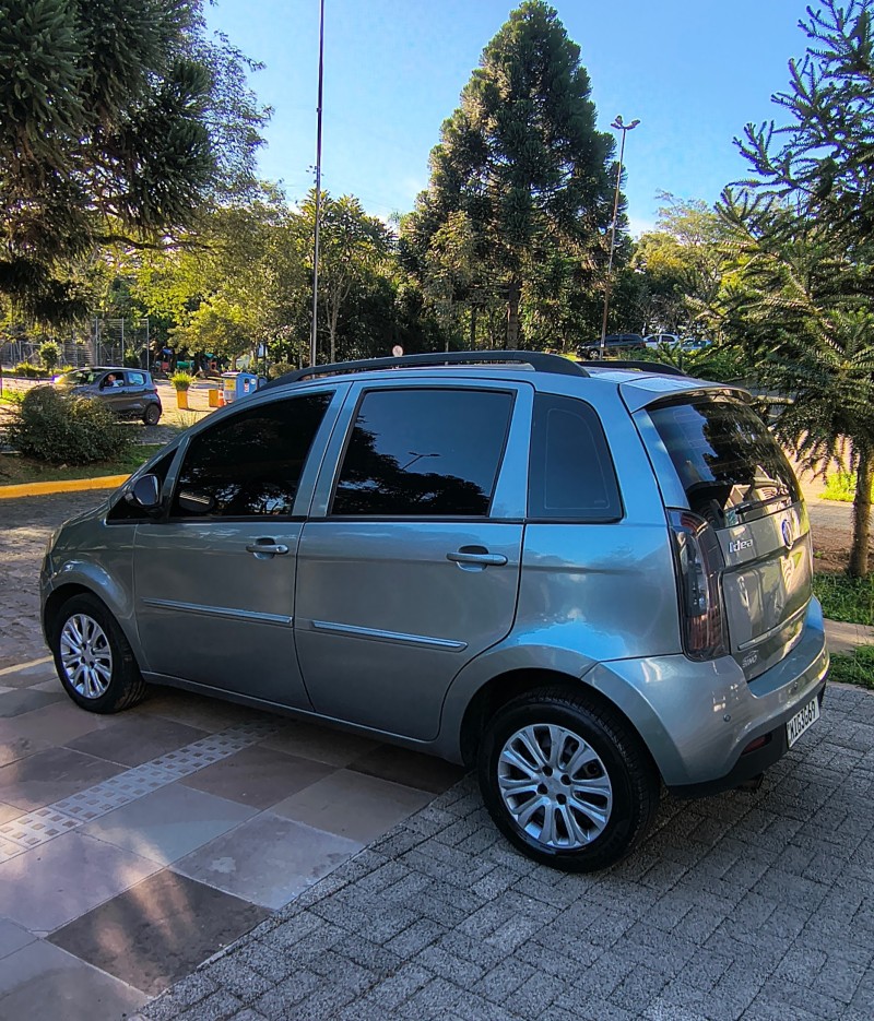 IDEA 1.4 MPI ATTRACTIVE 8V FLEX 4P MANUAL - 2011 - FARROUPILHA