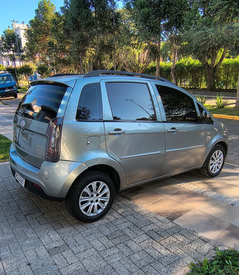 IDEA 1.4 MPI ATTRACTIVE 8V FLEX 4P MANUAL - 2011 - FARROUPILHA