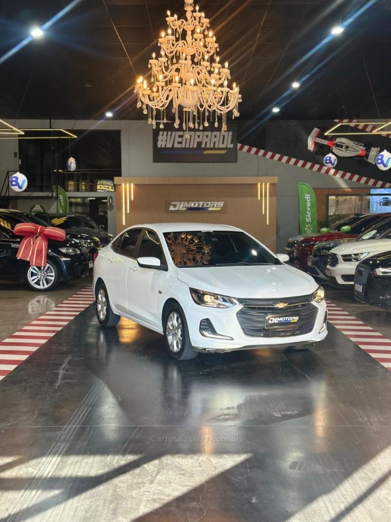 ONIX 1.0 TURBO FLEX RS 4P AUTOMÁTICO - 2021 - LAJEADO