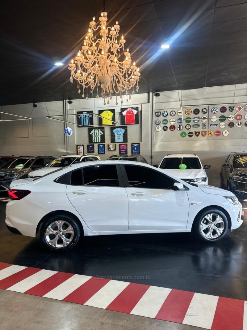 ONIX 1.0 TURBO FLEX RS 4P AUTOMÁTICO - 2021 - LAJEADO