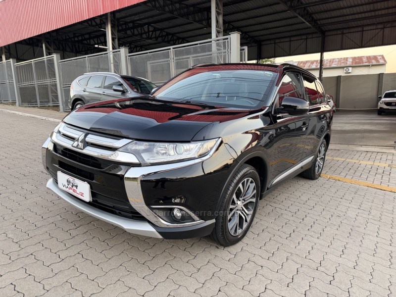 OUTLANDER 3.0 GT 4X4 V6 24V GASOLINA 4P AUTOMÁTICO - 2016 - FELIZ