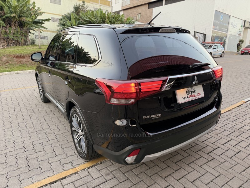 OUTLANDER 3.0 GT 4X4 V6 24V GASOLINA 4P AUTOMÁTICO - 2016 - FELIZ