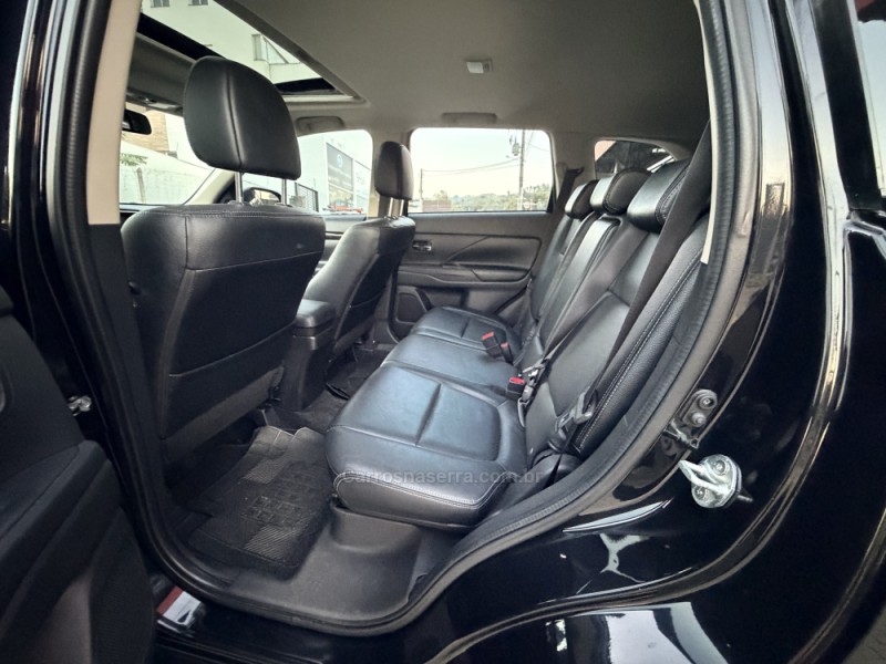 OUTLANDER 3.0 GT 4X4 V6 24V GASOLINA 4P AUTOMÁTICO - 2016 - FELIZ
