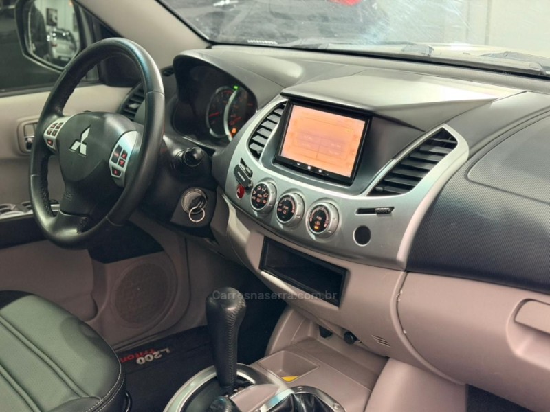 L200 TRITON 3.2 HPE 4X4 CD 16V TURBO INTERCOOLER DIESEL 4P AUTOMÁTICO - 2012 - ESTâNCIA VELHA