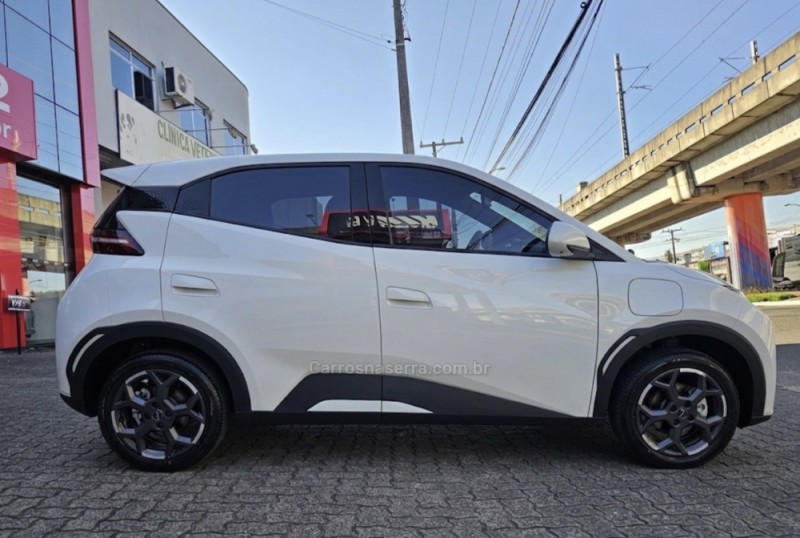 DOLPHIN MINI ELÉTRICO 4P AUTOMÁTICO