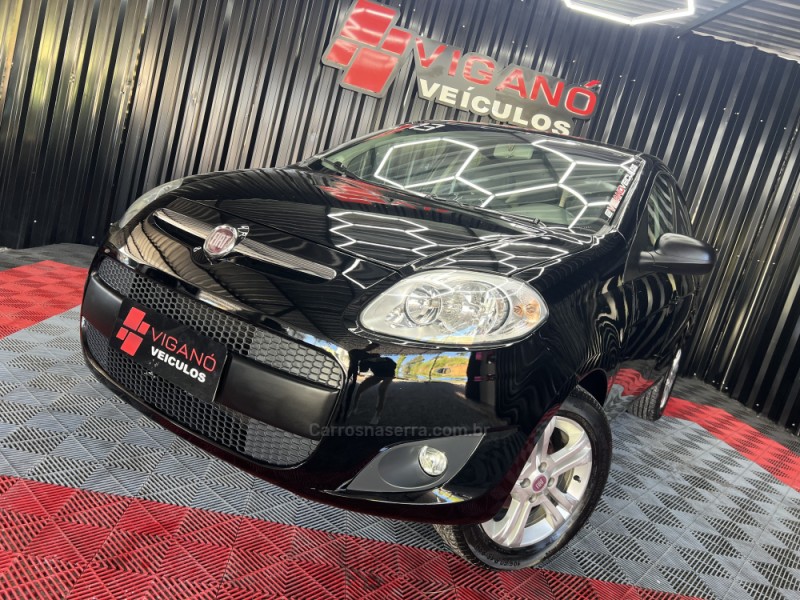 PALIO 1.4 EVO ATTRACTIVE ITALIA 8V FLEX 5P MANUAL - 2013 - CAXIAS DO SUL