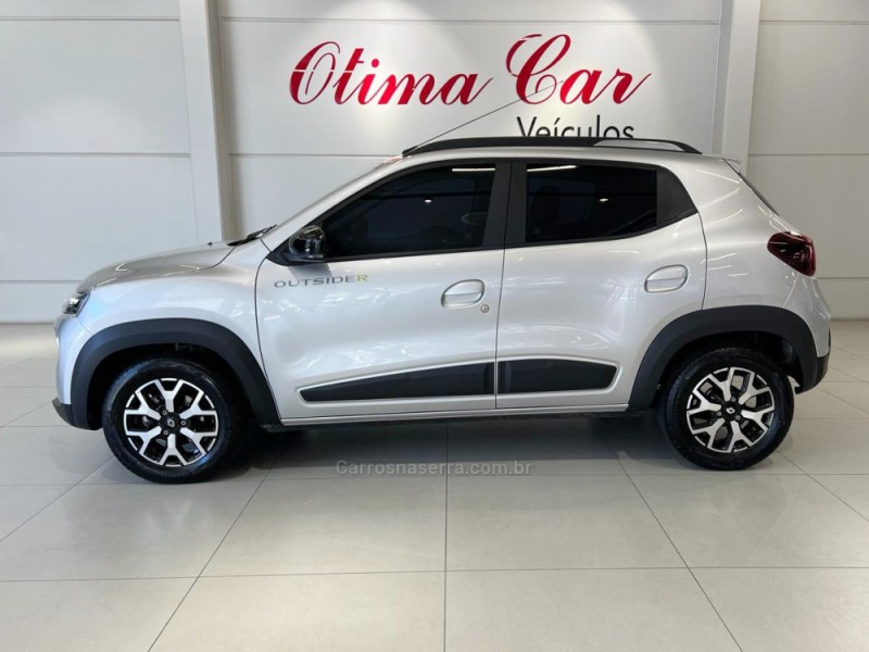 KWID 1.0 12V OUTSIDER FLEX 4P MANUAL - 2025 - FLORES DA CUNHA