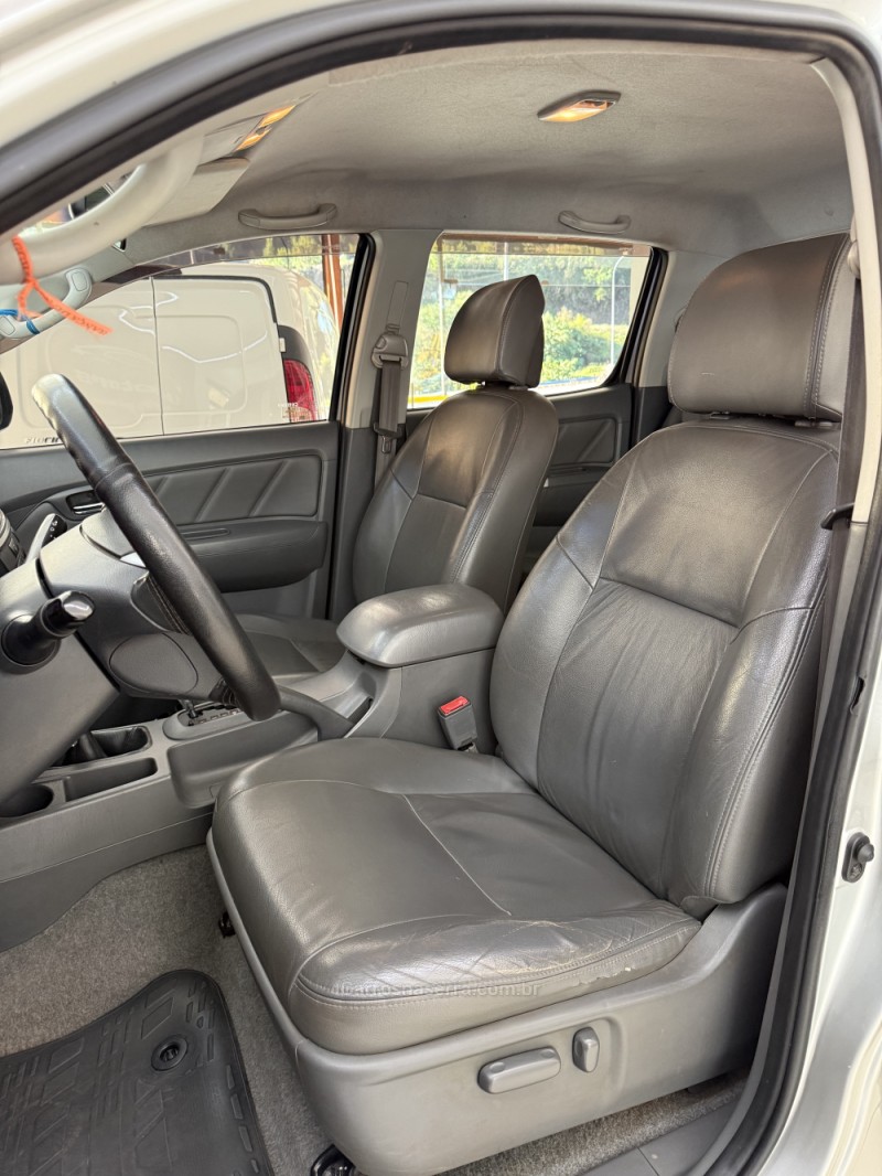 HILUX 3.0 SRV 4X4 CD 16V TURBO INTERCOOLER DIESEL 4P AUTOMÁTICO - 2012 - FARROUPILHA