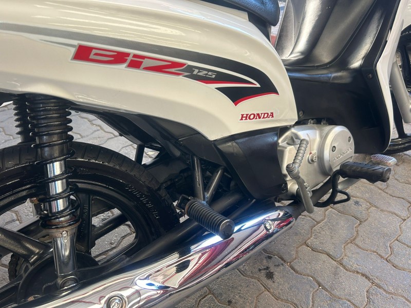 BIZ 125 EX - 2015 - TRêS COROAS