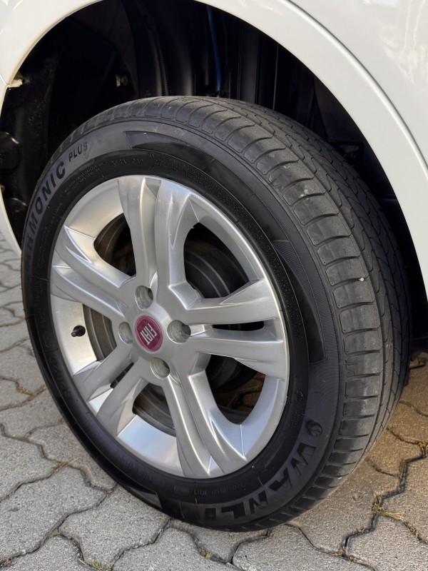 PALIO 1.4 MPI ATTRACTIVE 8V FLEX 4P MANUAL - 2013 - CAXIAS DO SUL