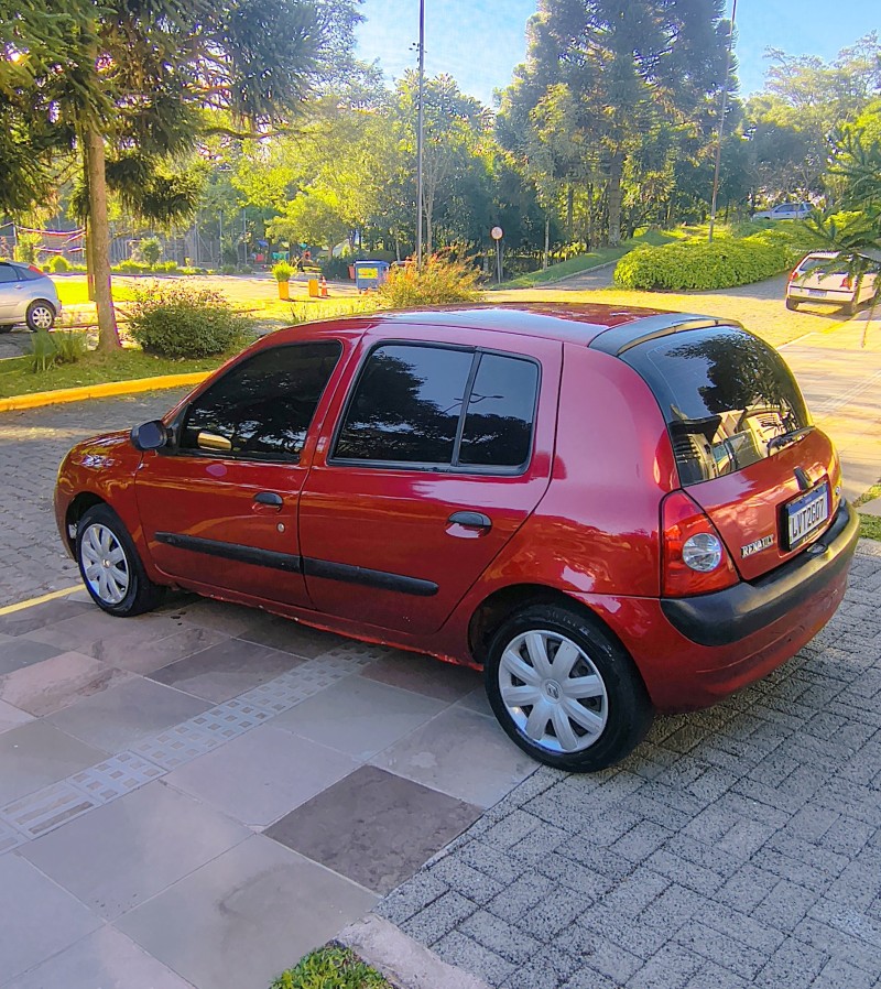 CLIO 1.0 RL 16V GASOLINA 4P MANUAL - 2005 - FARROUPILHA