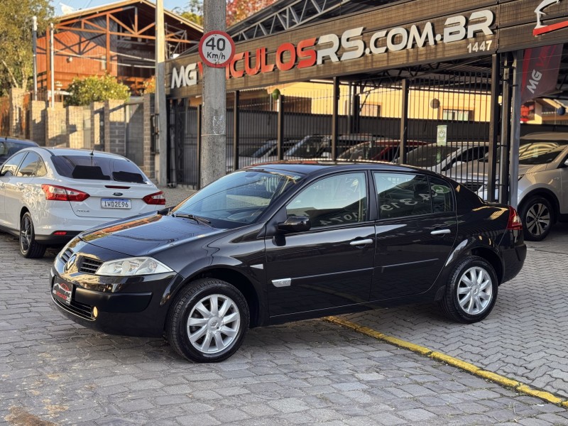 megane 1.6 dynamique 16v flex 4p manual 2011 caxias do sul