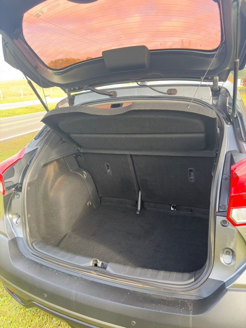 KICKS 1.6 16V FLEX S 4P MANUAL - 2019 - FARROUPILHA