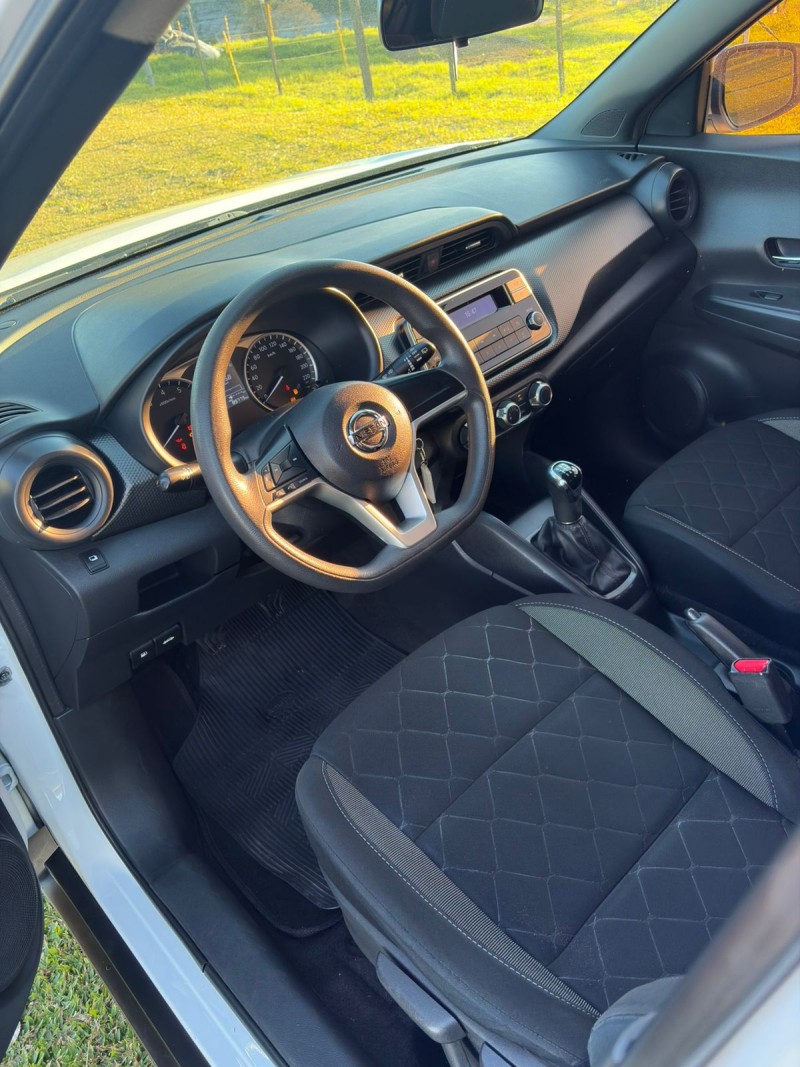 KICKS 1.6 16V FLEX S 4P MANUAL - 2018 - FARROUPILHA