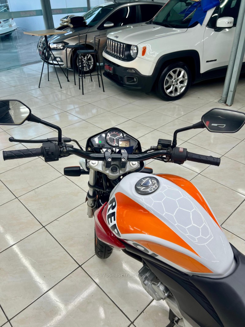 CB 300R ABS - 2013 - ESTâNCIA VELHA