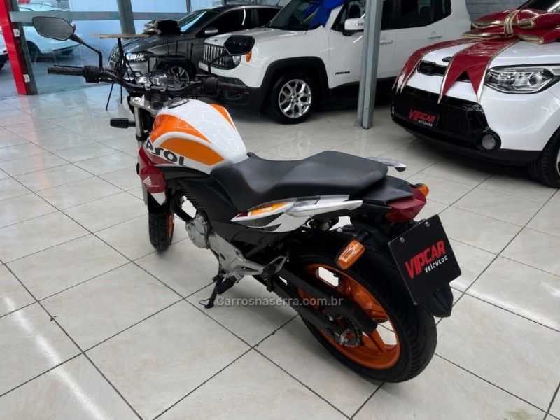 CB 300R ABS - 2013 - ESTâNCIA VELHA
