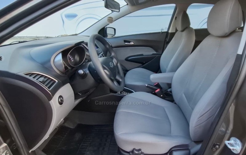 HB20S 1.6 COMFORT PLUS 16V FLEX 4P AUTOMÁTICO - 2015 - SALVADOR DO SUL