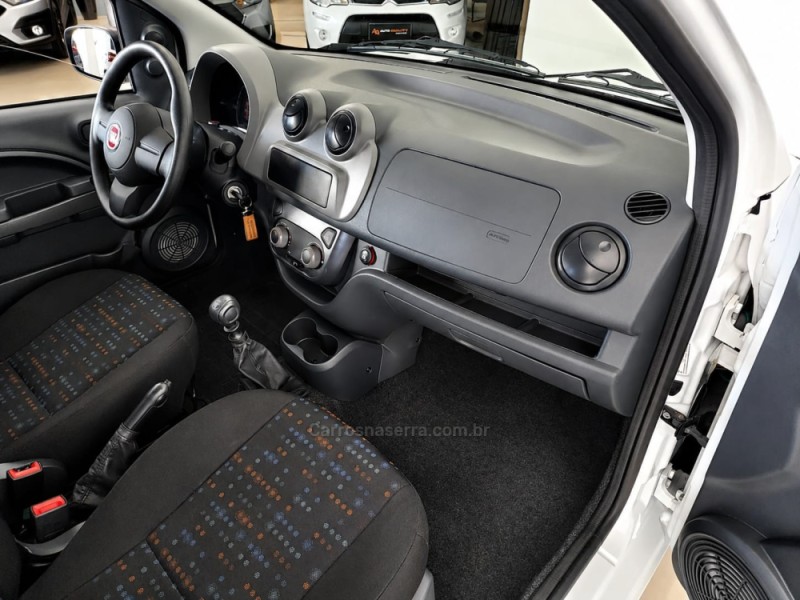 UNO 1.0 EVO VIVACE 8V FLEX 2P MANUAL - 2014 - CAXIAS DO SUL