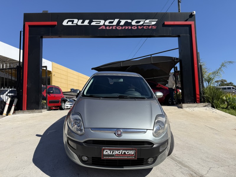 PUNTO 1.4 ATTRACTIVE ITALIA 8V FLEX 4P MANUAL - 2013 - CAXIAS DO SUL