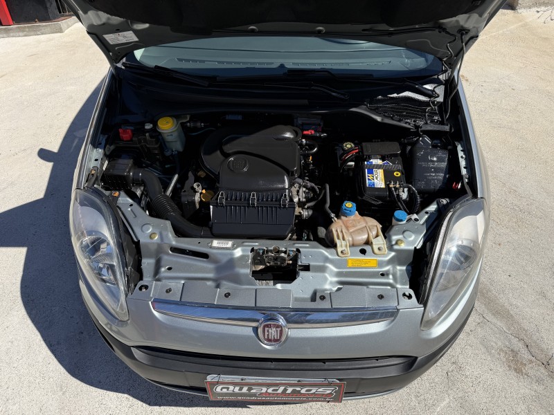 PUNTO 1.4 ATTRACTIVE ITALIA 8V FLEX 4P MANUAL - 2013 - CAXIAS DO SUL