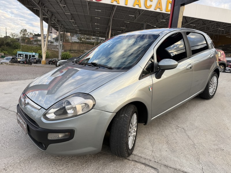 PUNTO 1.4 ATTRACTIVE ITALIA 8V FLEX 4P MANUAL - 2013 - CAXIAS DO SUL