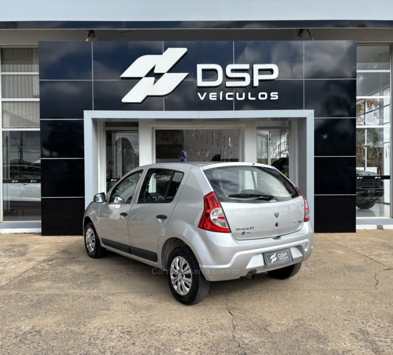 SANDERO 1.0 EXPRESSION 16V FLEX 4P MANUAL - 2011 - BOM JESUS