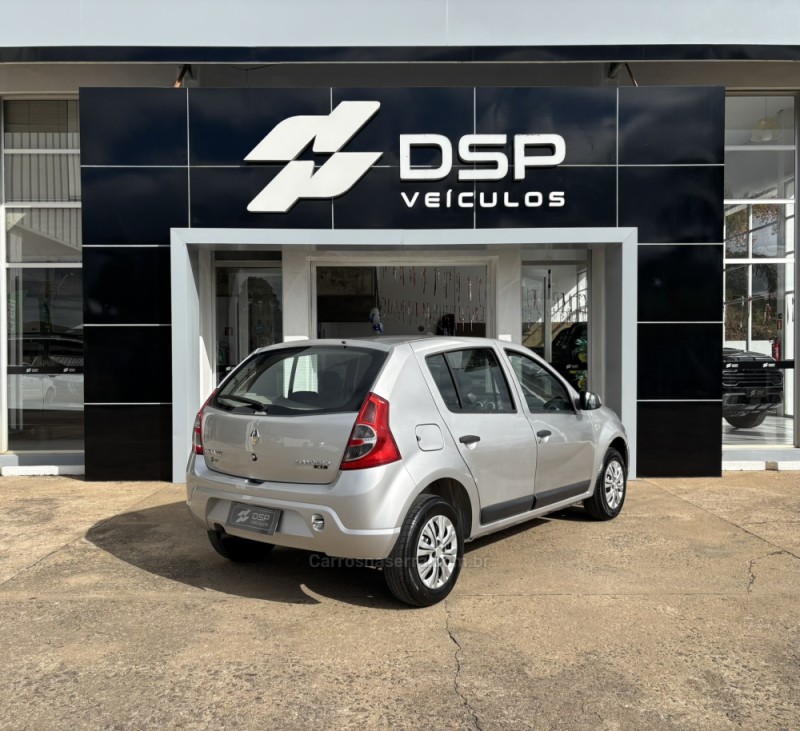 SANDERO 1.0 EXPRESSION 16V FLEX 4P MANUAL - 2011 - BOM JESUS